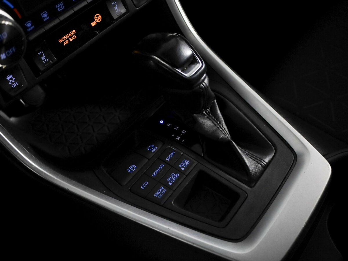 Купить Toyota RAV4, 2019, 225 569 км.. Фото: #19