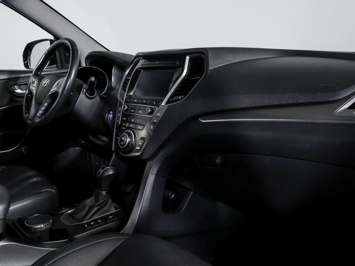 Купить Hyundai Santa Fe, 2017, 63 759 км.. Фото: #8