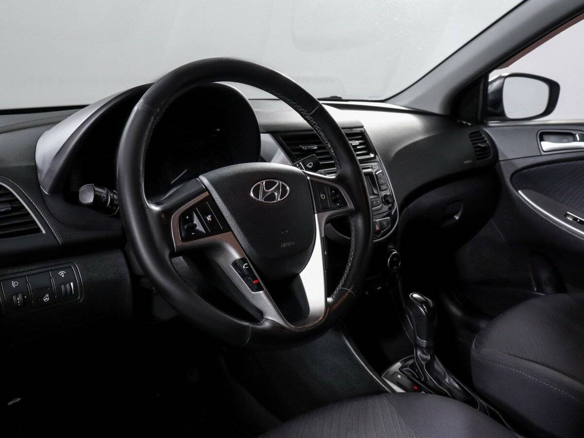 Купить Hyundai Solaris, 2015, 176 630 км.. Фото: #10