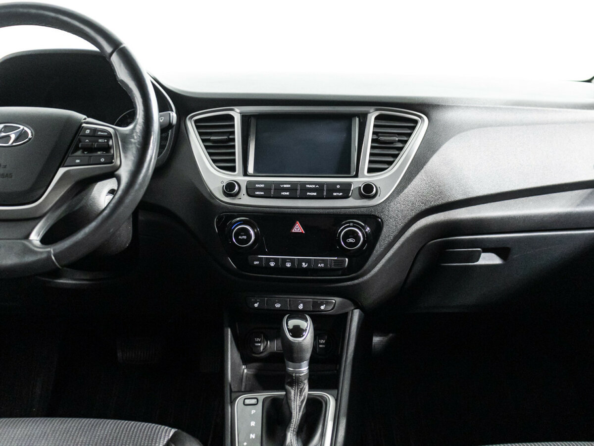 Купить Hyundai Solaris, 2019, 129 351 км.. Фото: #13