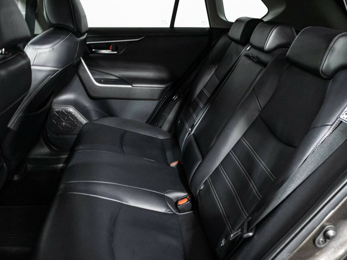 Купить Toyota RAV4, 2020, 37 866 км.. Фото: #9