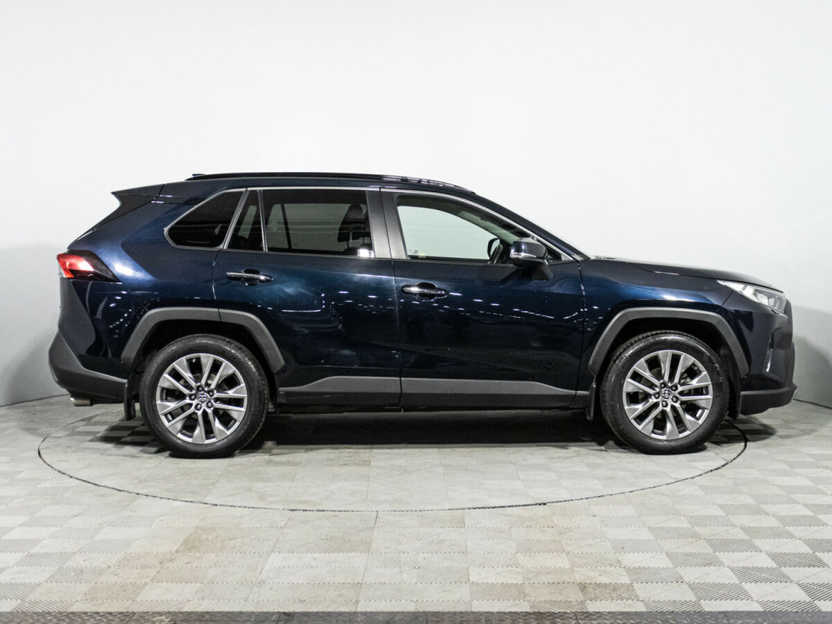 Купить Toyota RAV4, 2019, 50 710 км.. Фото: #3