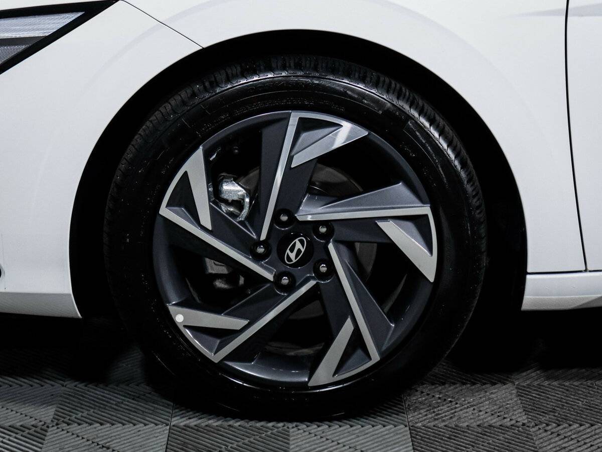 Купить Hyundai Elantra, 2024, 9 266 км.. Фото: #11