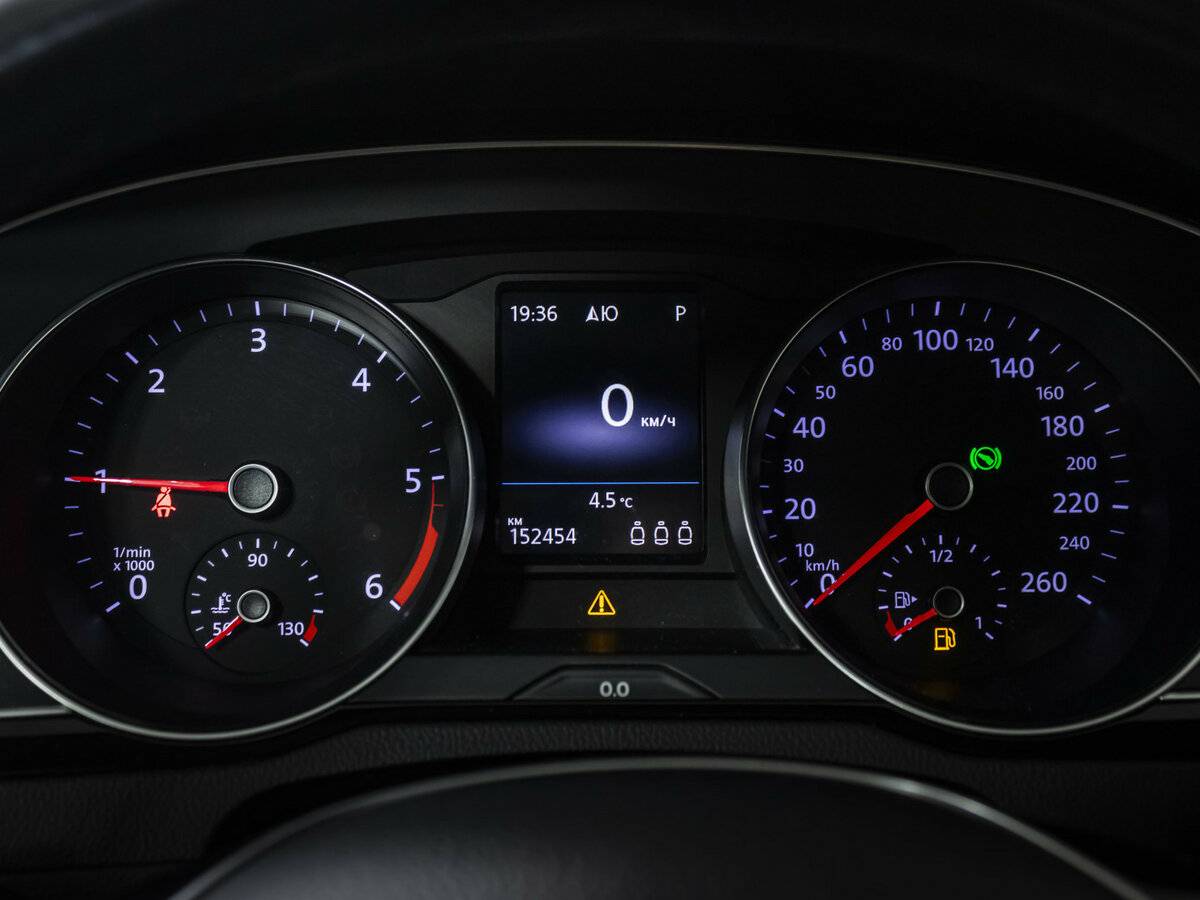 Купить Volkswagen Passat, 2017, 152 451 км.. Фото: #8