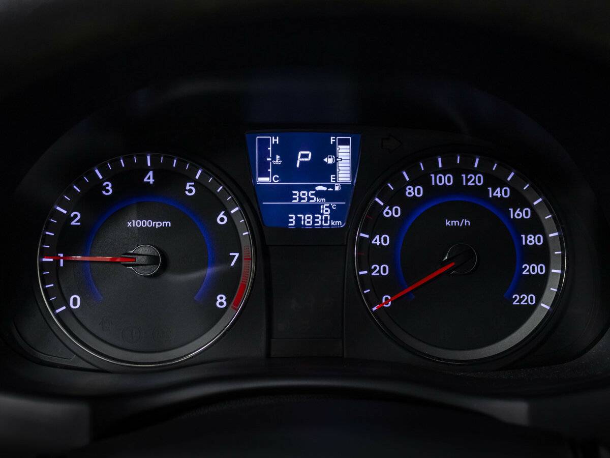 Купить Hyundai Solaris, 2015, 37 828 км.. Фото: #9