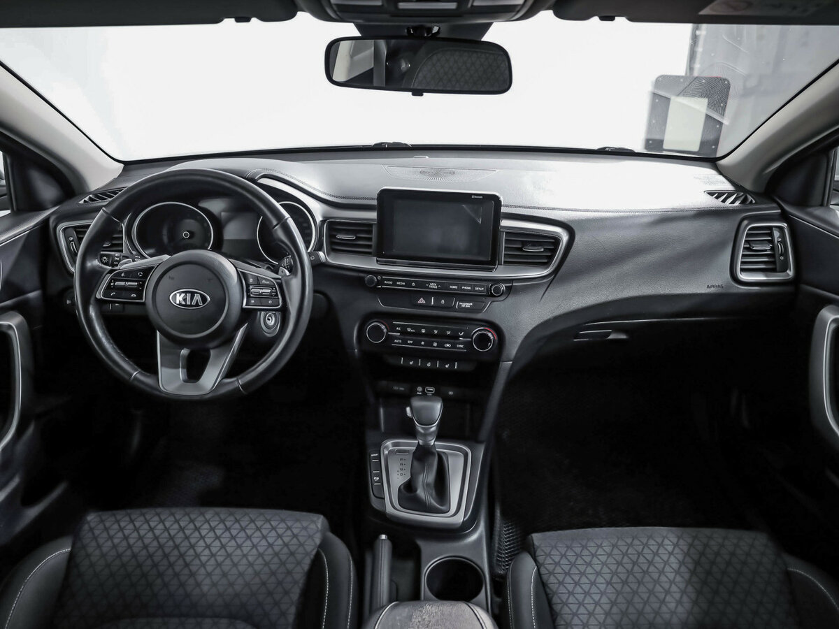 Купить Kia Ceed, 2019, 69 822 км.. Фото: #7