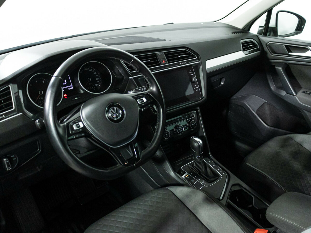 Купить Volkswagen Tiguan, 2019, 93 550 км.. Фото: #9
