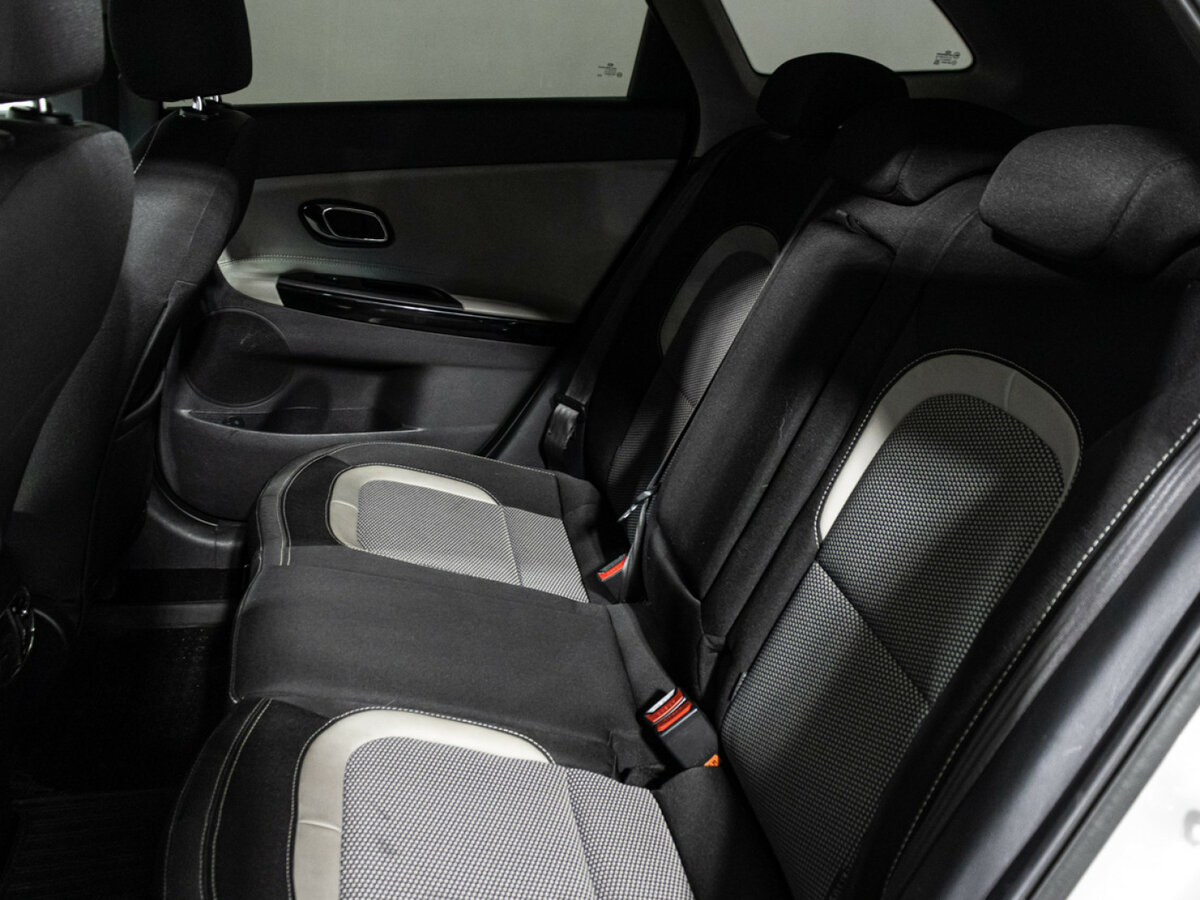 Купить Kia Ceed, 2015, 161 828 км.. Фото: #9