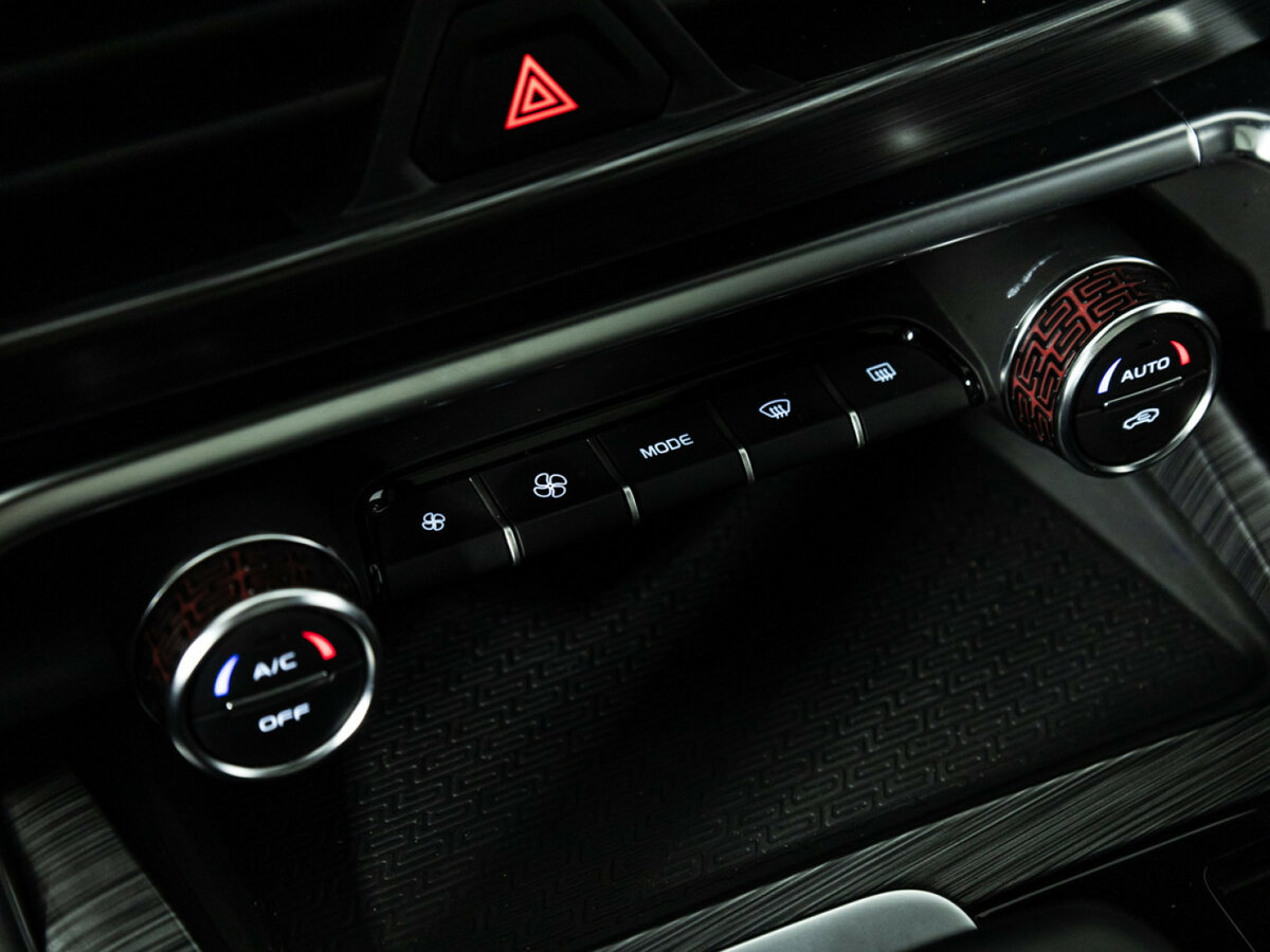 Купить Geely Tugella, 2023, 30 253 км.. Фото: #19