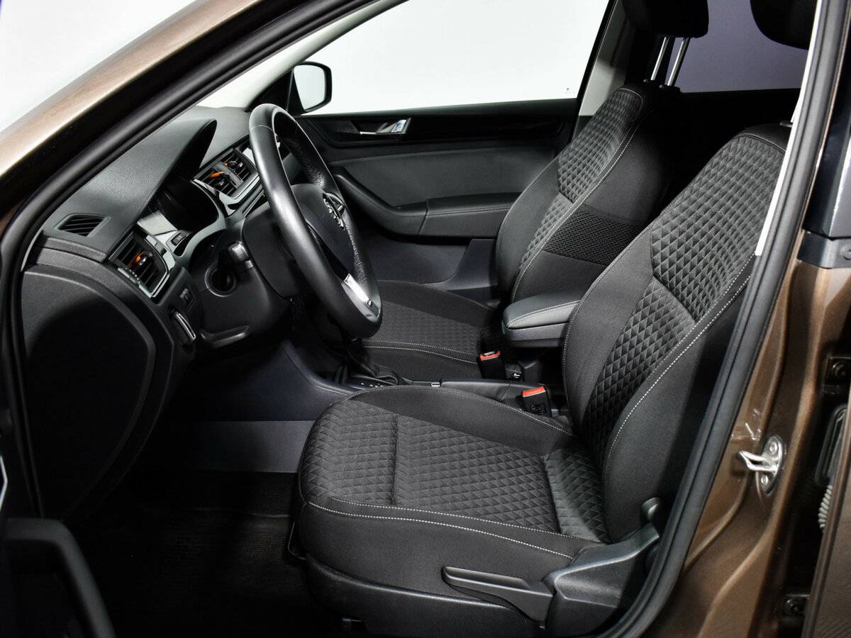 Купить Skoda Rapid, 2018, 36 709 км.. Фото: #9