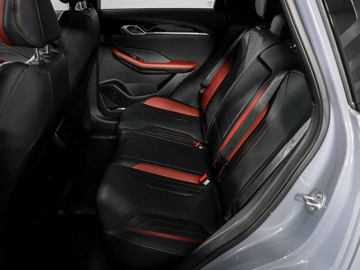 Купить Geely Coolray, 2024, 12 186 км.. Фото: #6