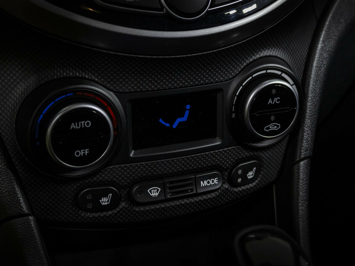 Купить Hyundai Solaris, 2015, 70 180 км.. Фото: #13