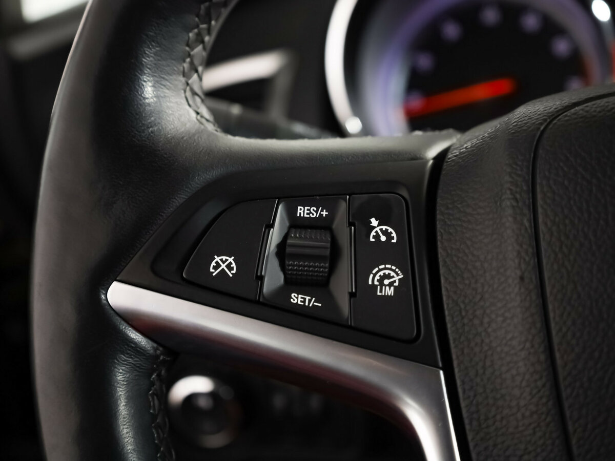 Купить Opel Astra, 2012, 101 416 км.. Фото: #9