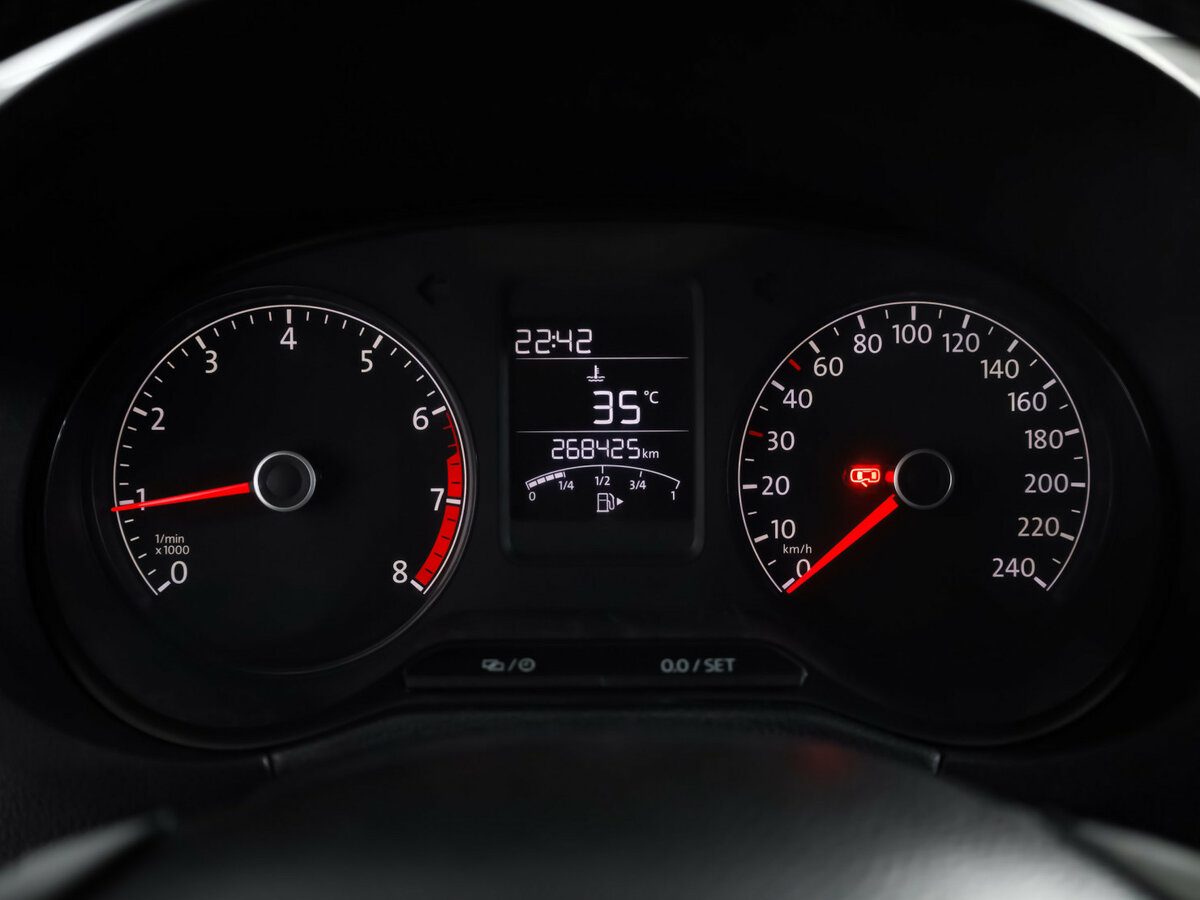 Купить Volkswagen Polo, 2018, 268 423 км.. Фото: #9