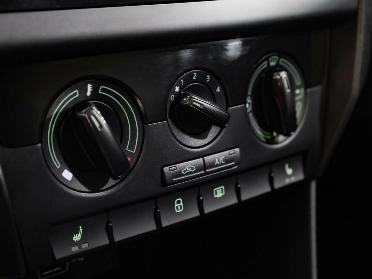 Купить Skoda Rapid, 2018, 144 990 км.. Фото: #13