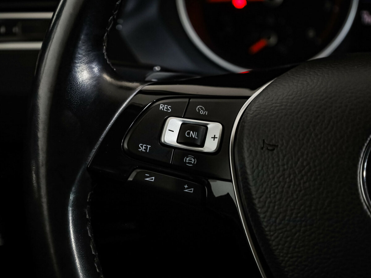 Купить Volkswagen Tiguan, 2020, 106 011 км.. Фото: #11