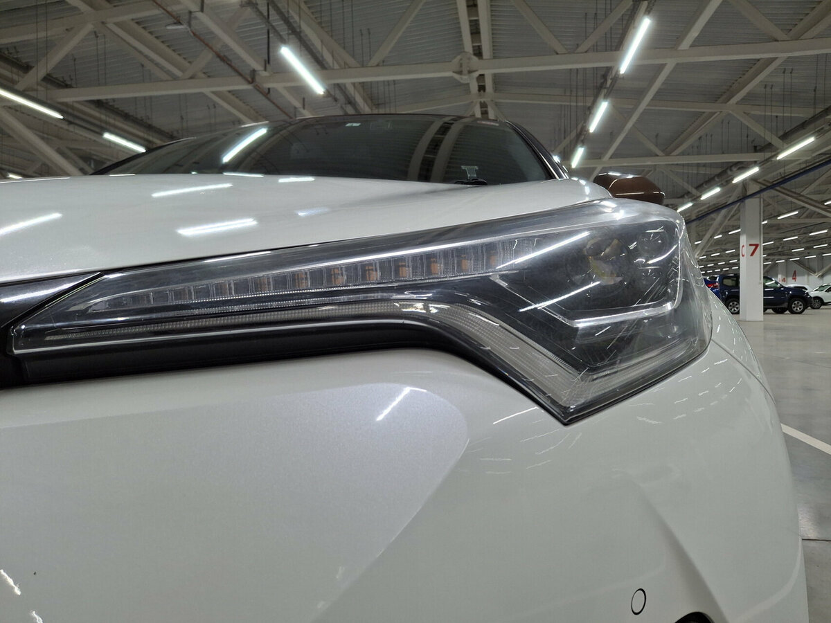 Купить Toyota C-HR, 2019, 41 025 км.. Фото: #16