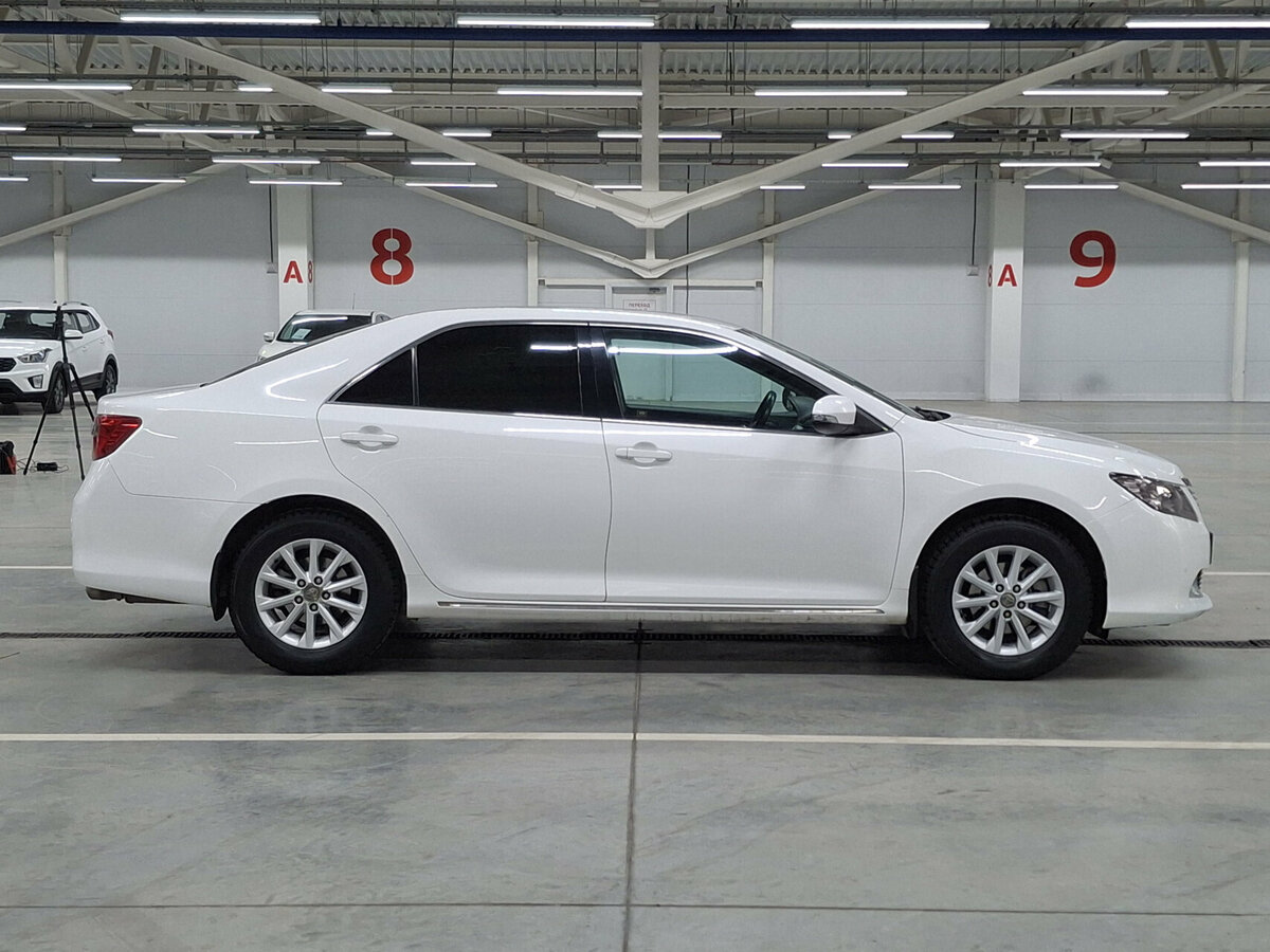 Купить Toyota Camry, 2013, 193 379 км.. Фото: #3