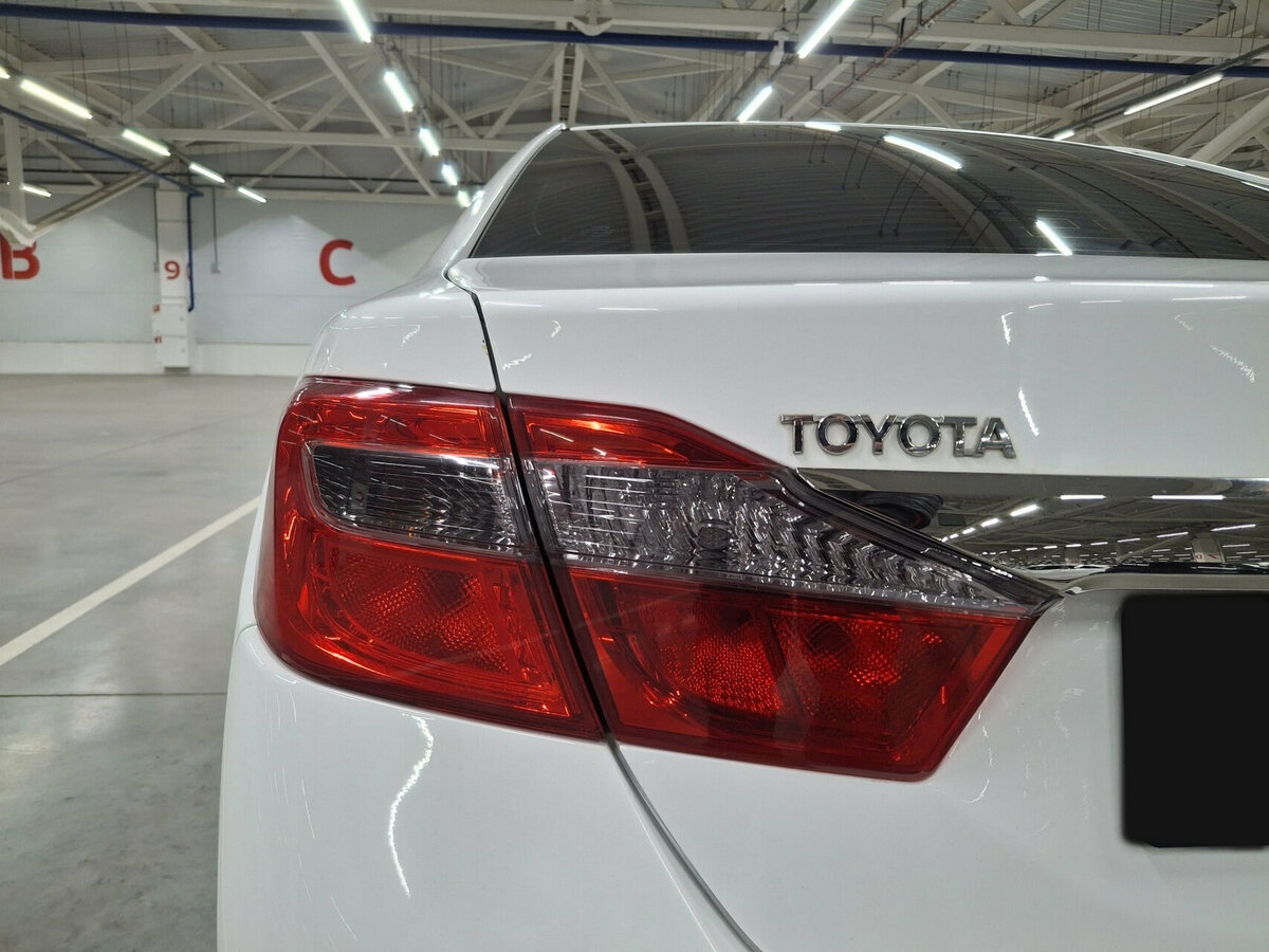 Купить Toyota Camry, 2013, 193 379 км.. Фото: #8