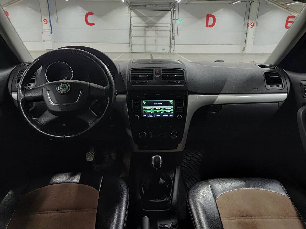 Купить Skoda Yeti, 2012, 228 335 км.. Фото: #13