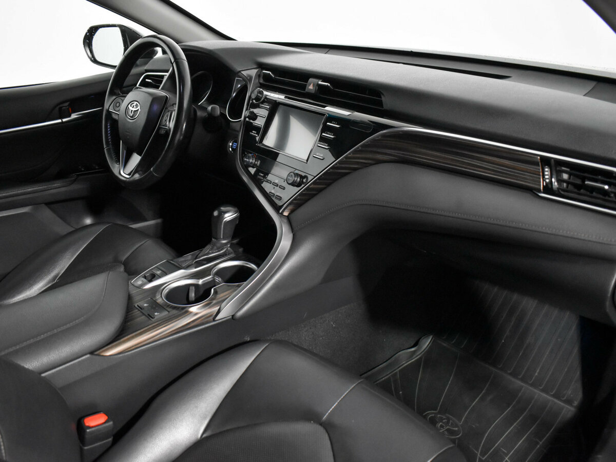 Купить Toyota Camry, 2018, 112 843 км.. Фото: #11