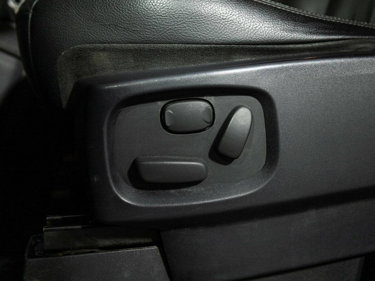 Купить Land Rover Discovery, 2013, 214 400 км.. Фото: #14