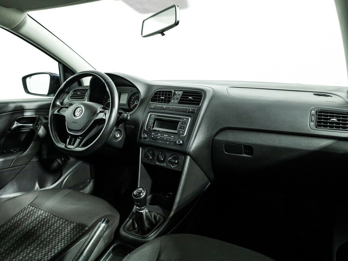 Купить Volkswagen Polo, 2015, 125 643 км.. Фото: #8