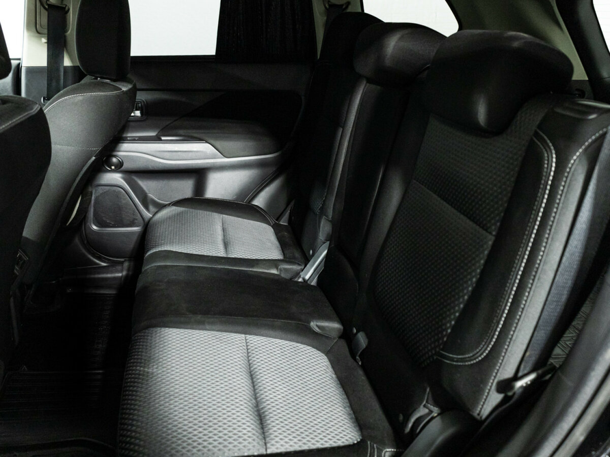 Купить Mitsubishi Outlander, 2018, 148 747 км.. Фото: #9