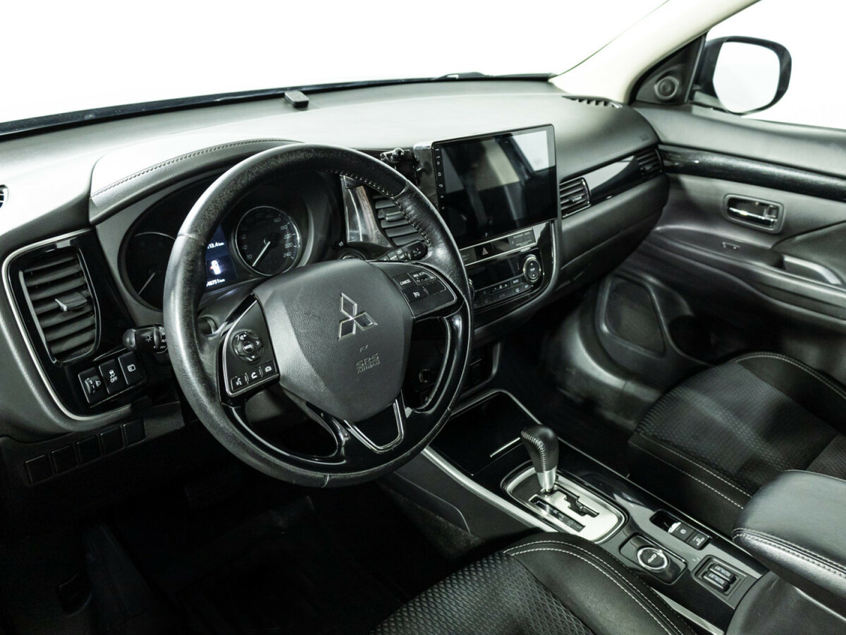 Купить Mitsubishi Outlander, 2018, 148 747 км.. Фото: #10