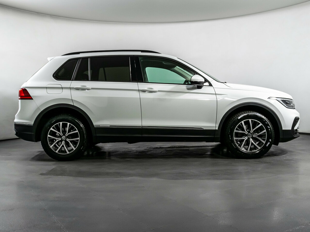 Купить Volkswagen Tiguan, 2022, 93 422 км.. Фото: #3