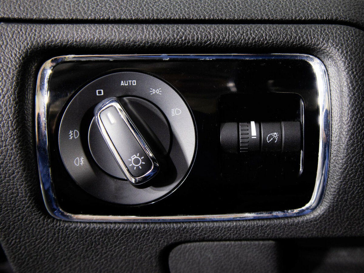 Купить Skoda Superb, 2014, 217 780 км.. Фото: #12