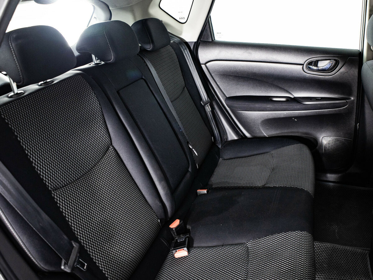 Купить Nissan Tiida, 2015, 122 139 км.. Фото: #9