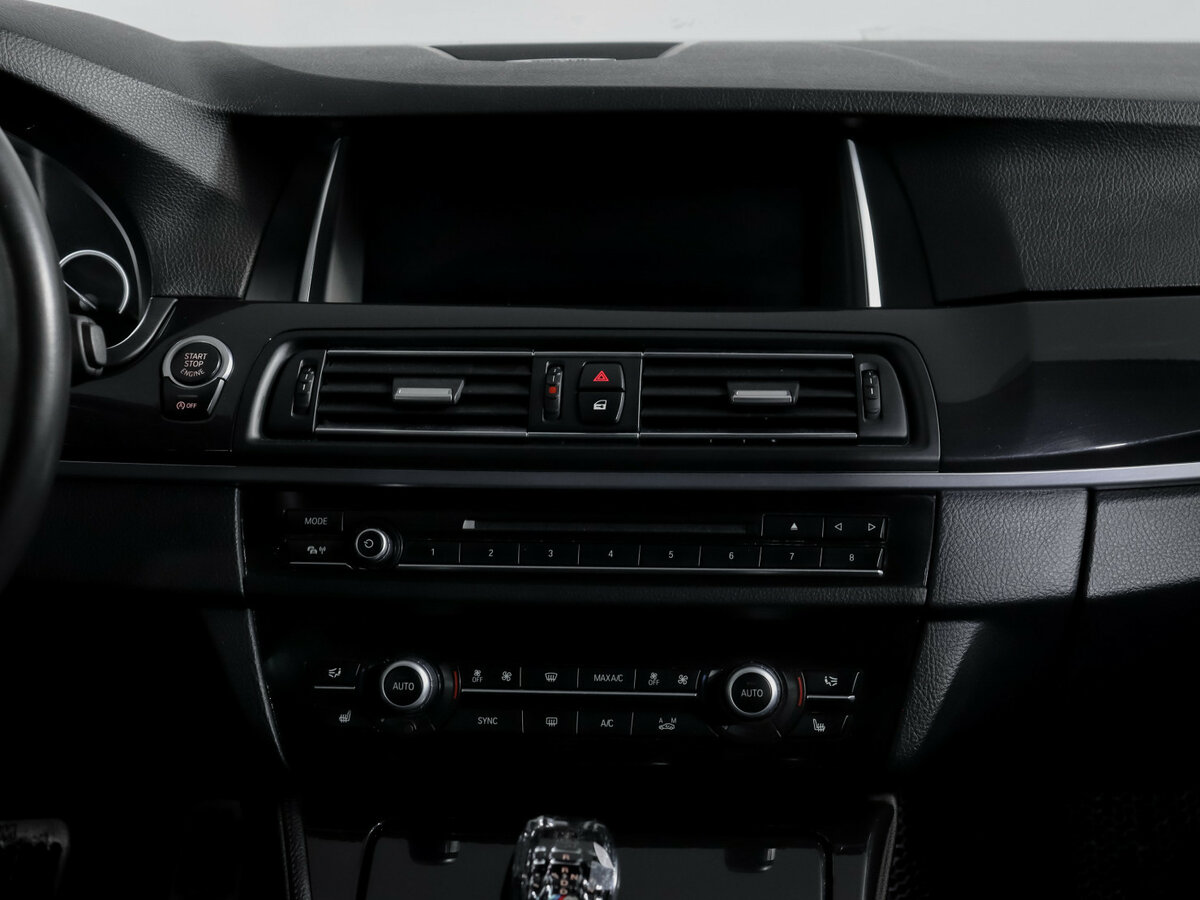 Купить BMW 5 серии, 2014, 135 764 км.. Фото: #12