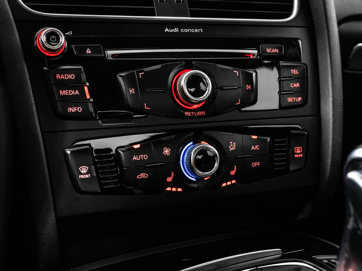 Купить Audi A4, 2014, 125 333 км.. Фото: #12