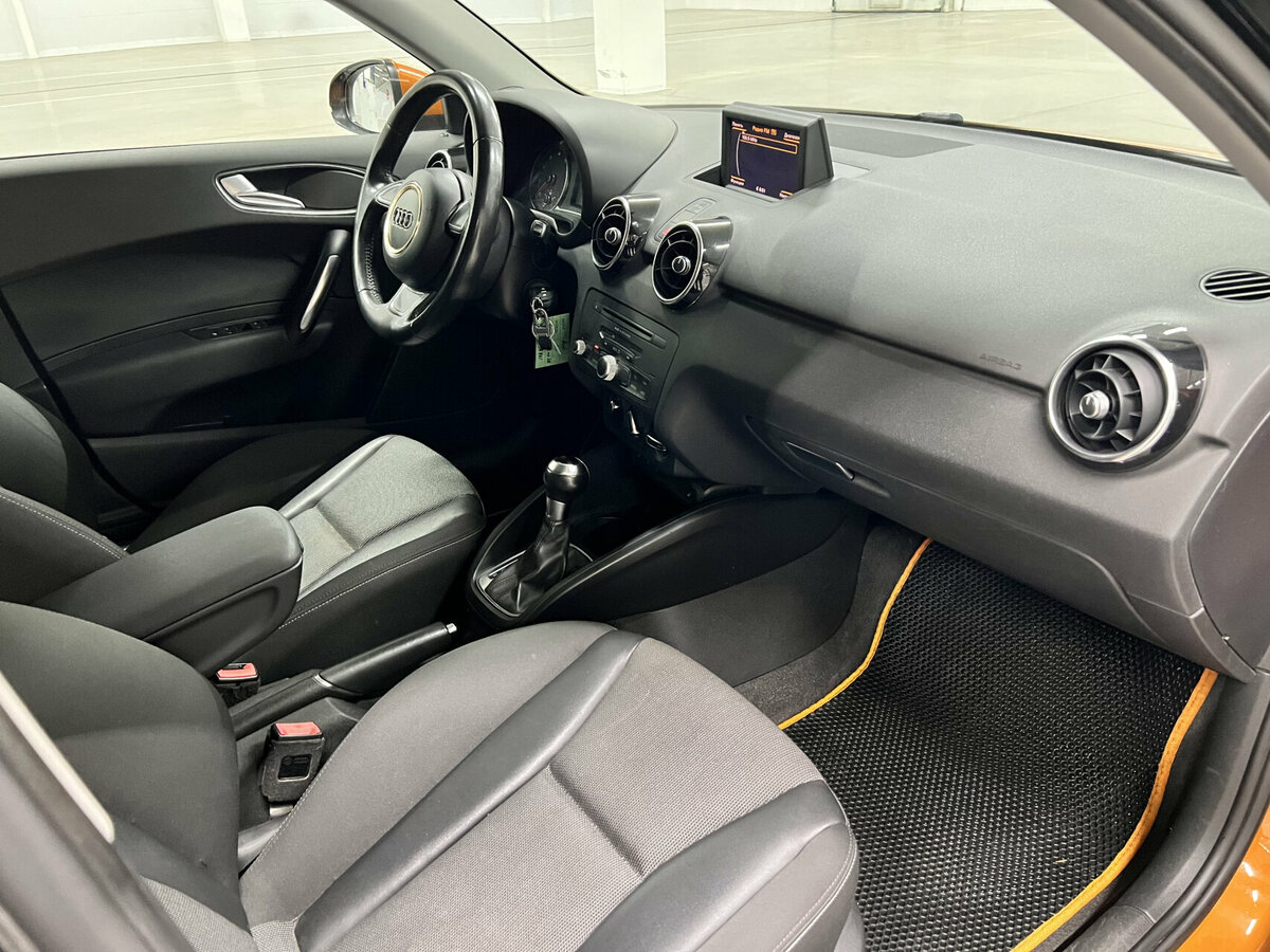 Купить Audi A1, 2013, 141 112 км.. Фото: #10