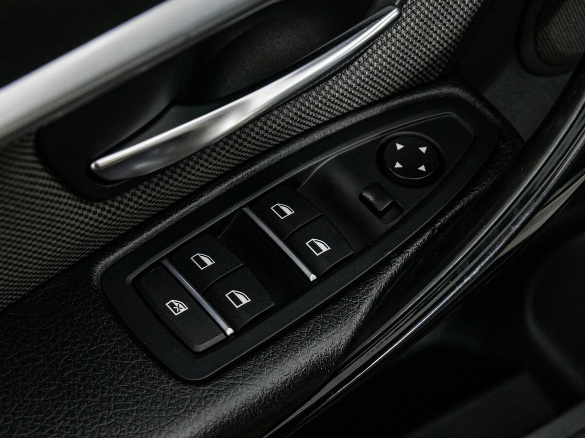 Купить BMW 3 серии, 2016, 196 649 км.. Фото: #13