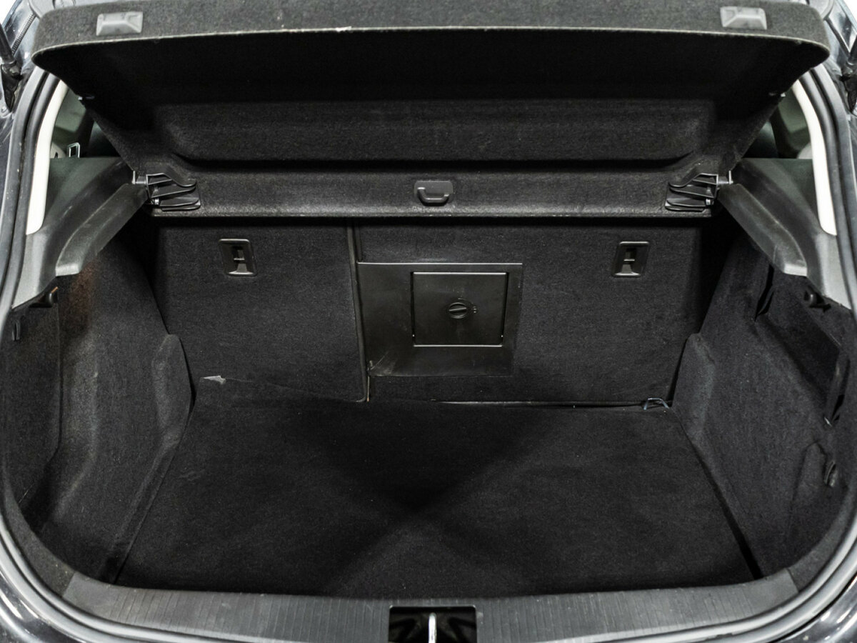 Купить Opel Astra, 2013, 153 570 км.. Фото: #1