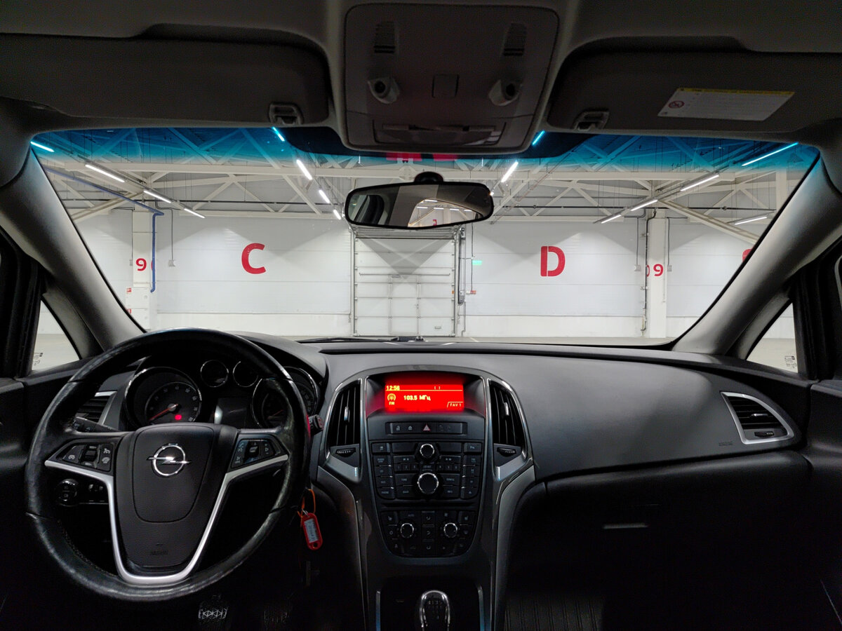 Купить Opel Astra, 2013, 180 852 км.. Фото: #13