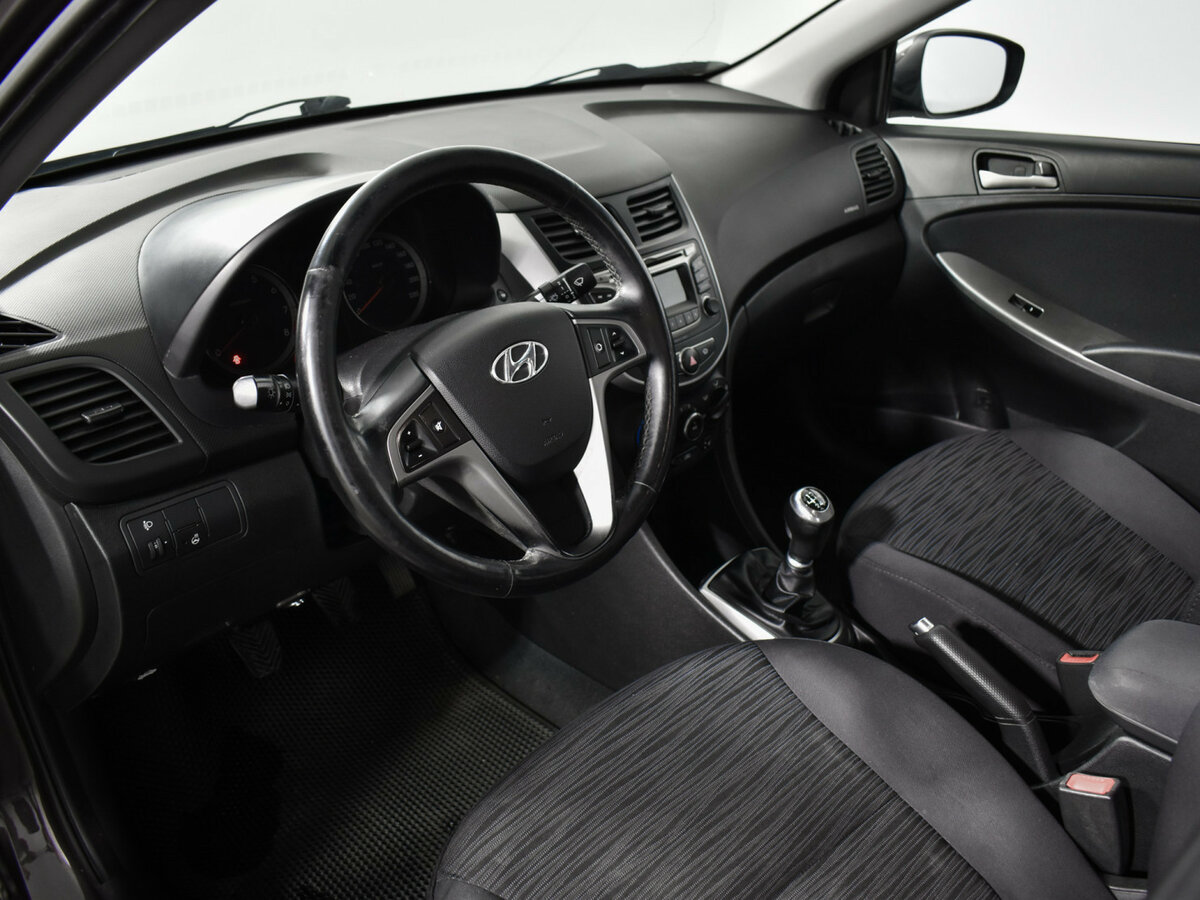 Купить Hyundai Solaris, 2016, 147 744 км.. Фото: #8