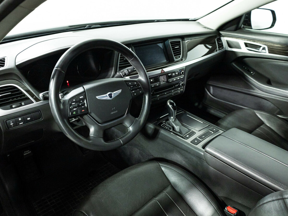 Купить Hyundai Genesis, 2015, 215 969 км.. Фото: #8