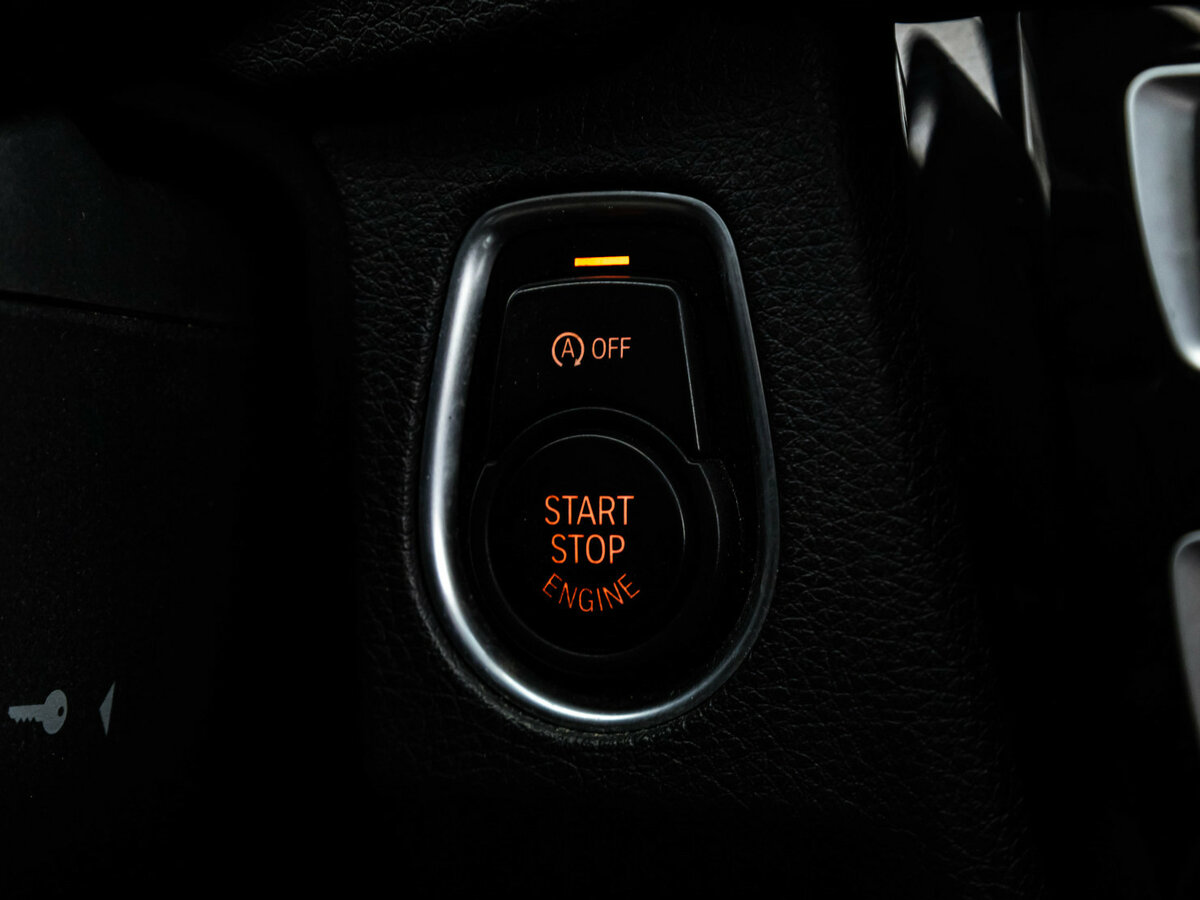 Купить BMW 3 серии, 2016, 116 214 км.. Фото: #14