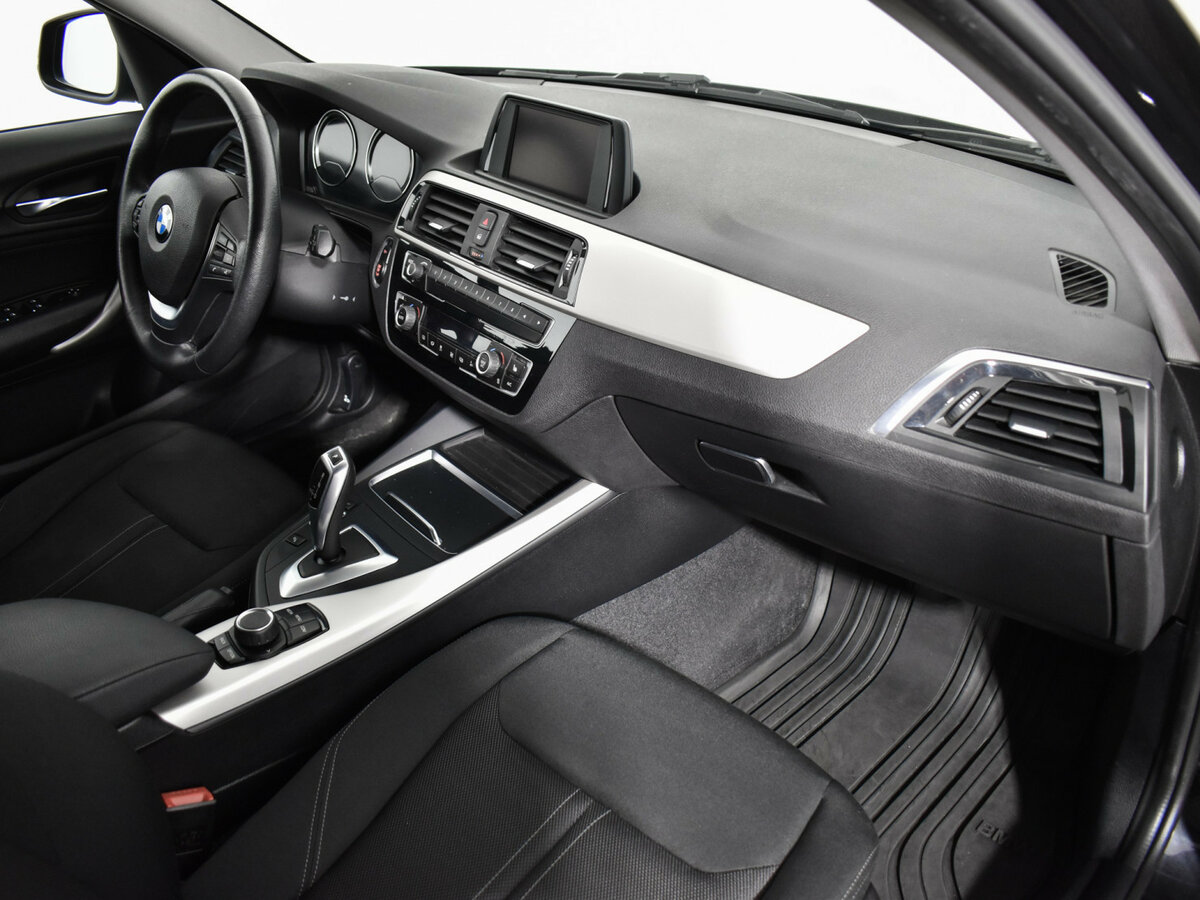 Купить BMW 1 серии, 2017, 64 080 км.. Фото: #11