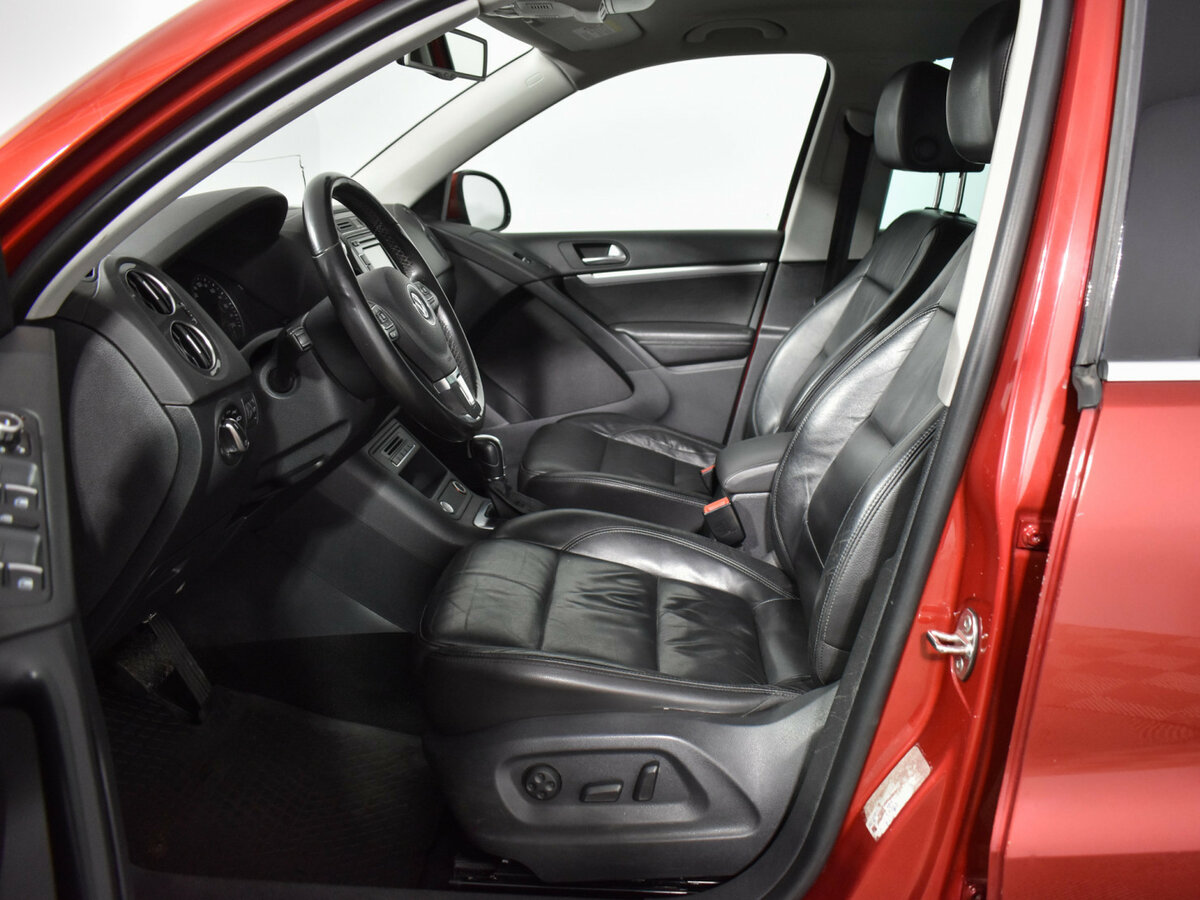 Купить Volkswagen Tiguan, 2013, 169 236 км.. Фото: #9