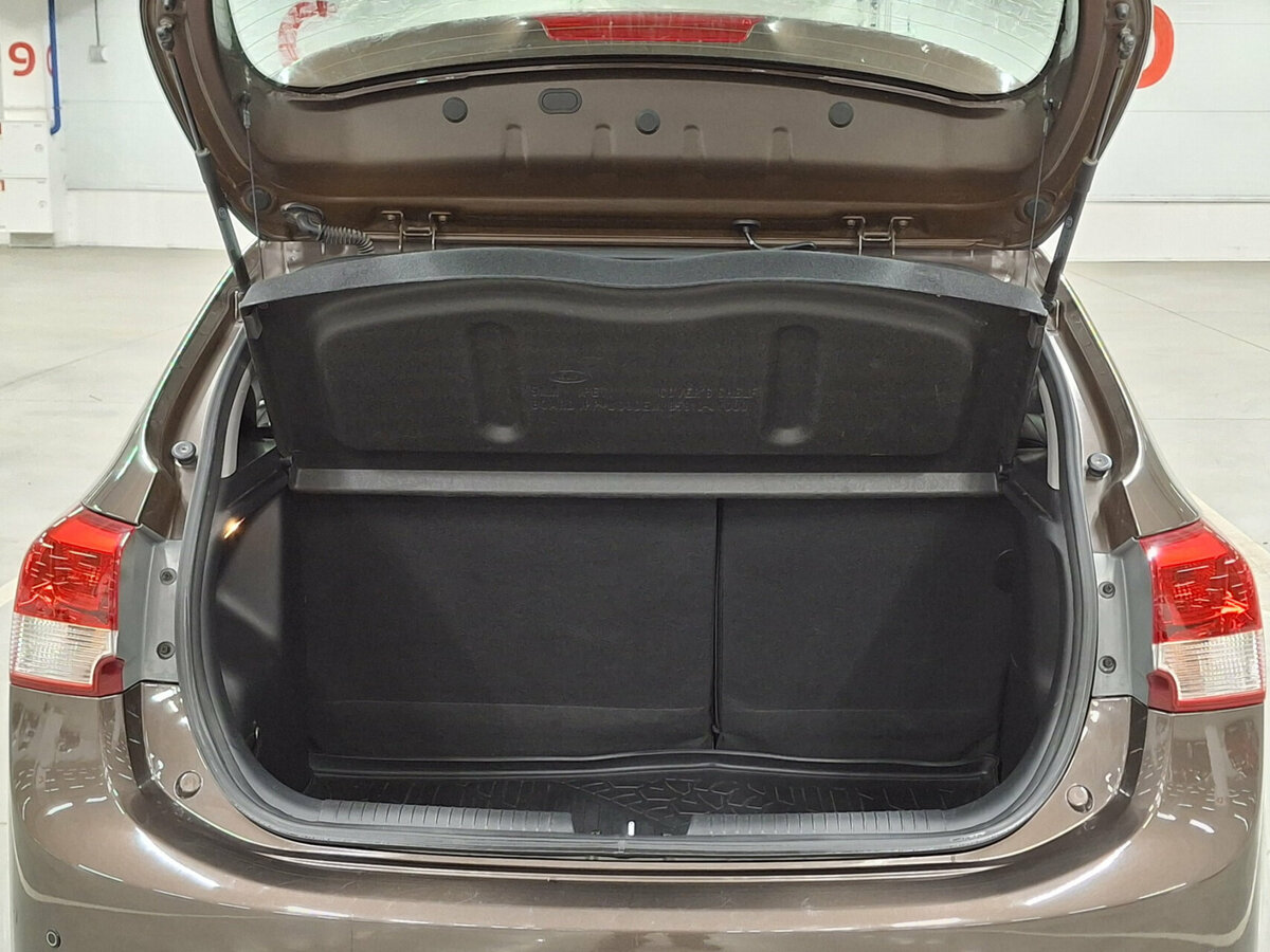 Купить Kia Rio, 2017, 111 340 км.. Фото: #9