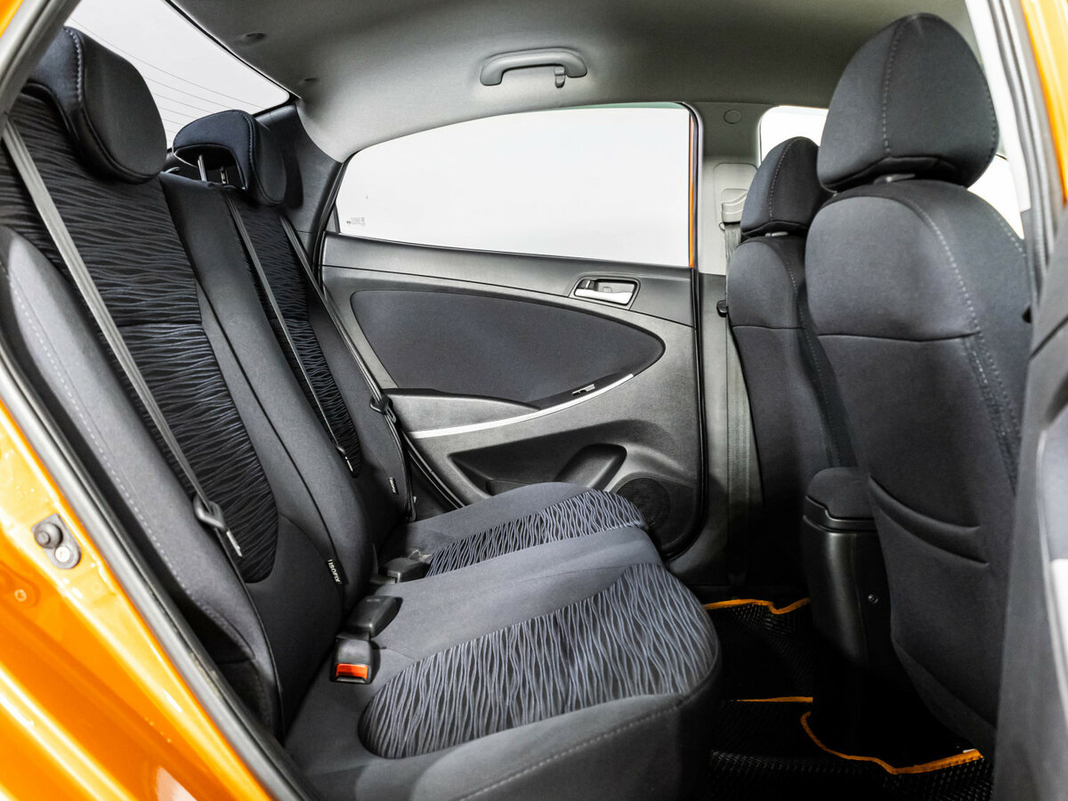 Купить Hyundai Solaris, 2014, 63 742 км.. Фото: #12