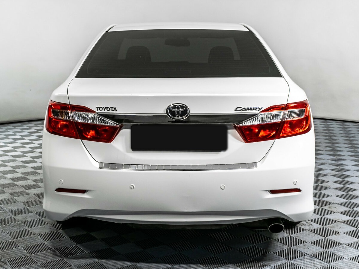 Купить Toyota Camry, 2014, 136 319 км.. Фото: #4