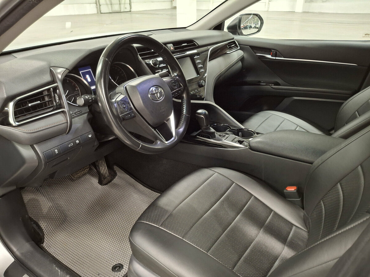 Купить Toyota Camry, 2018, 128 852 км.. Фото: #14