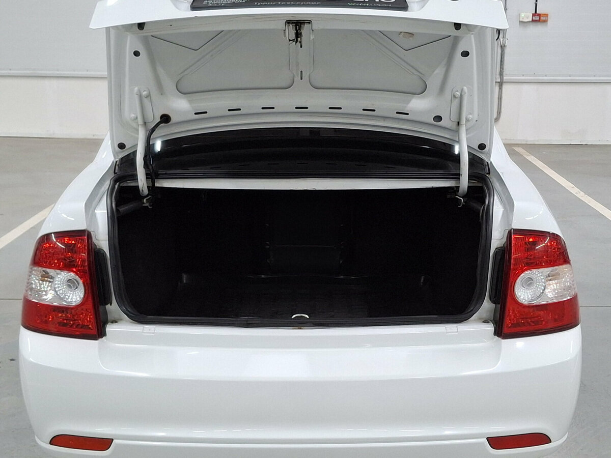 Купить Lada (ВАЗ) Priora, 2017, 39 132 км.. Фото: #9