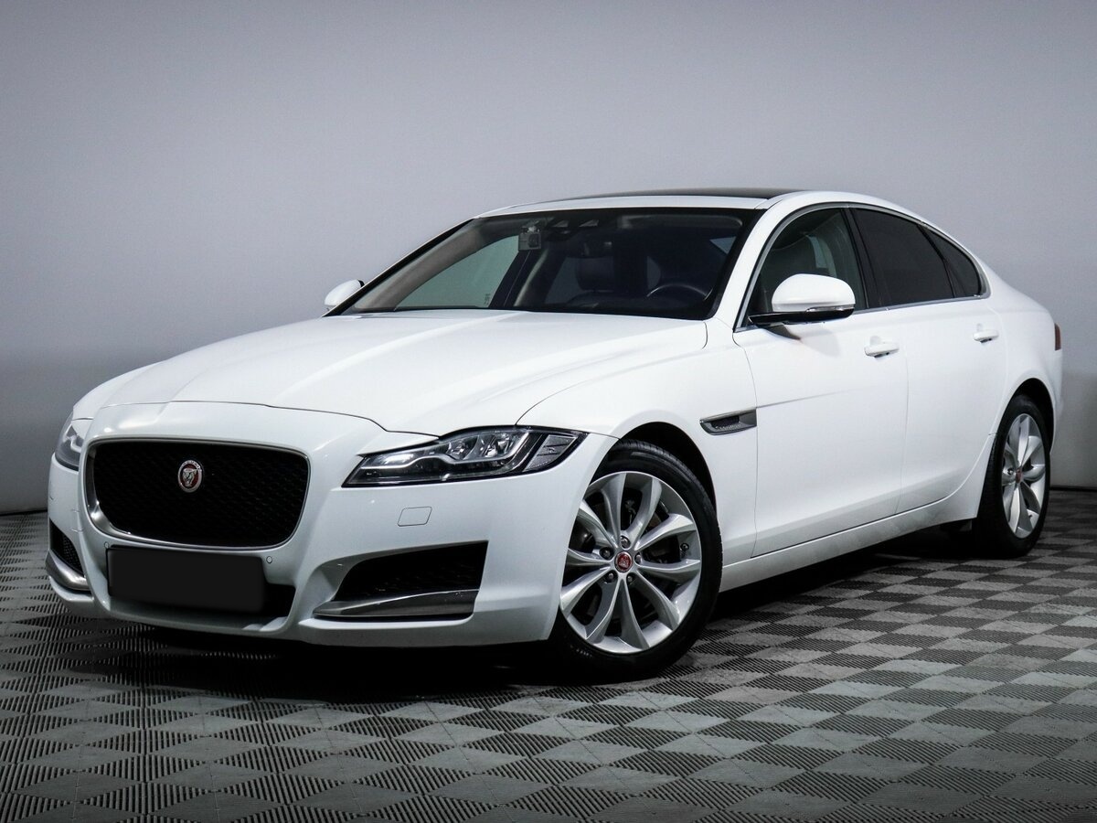 Jaguar XF